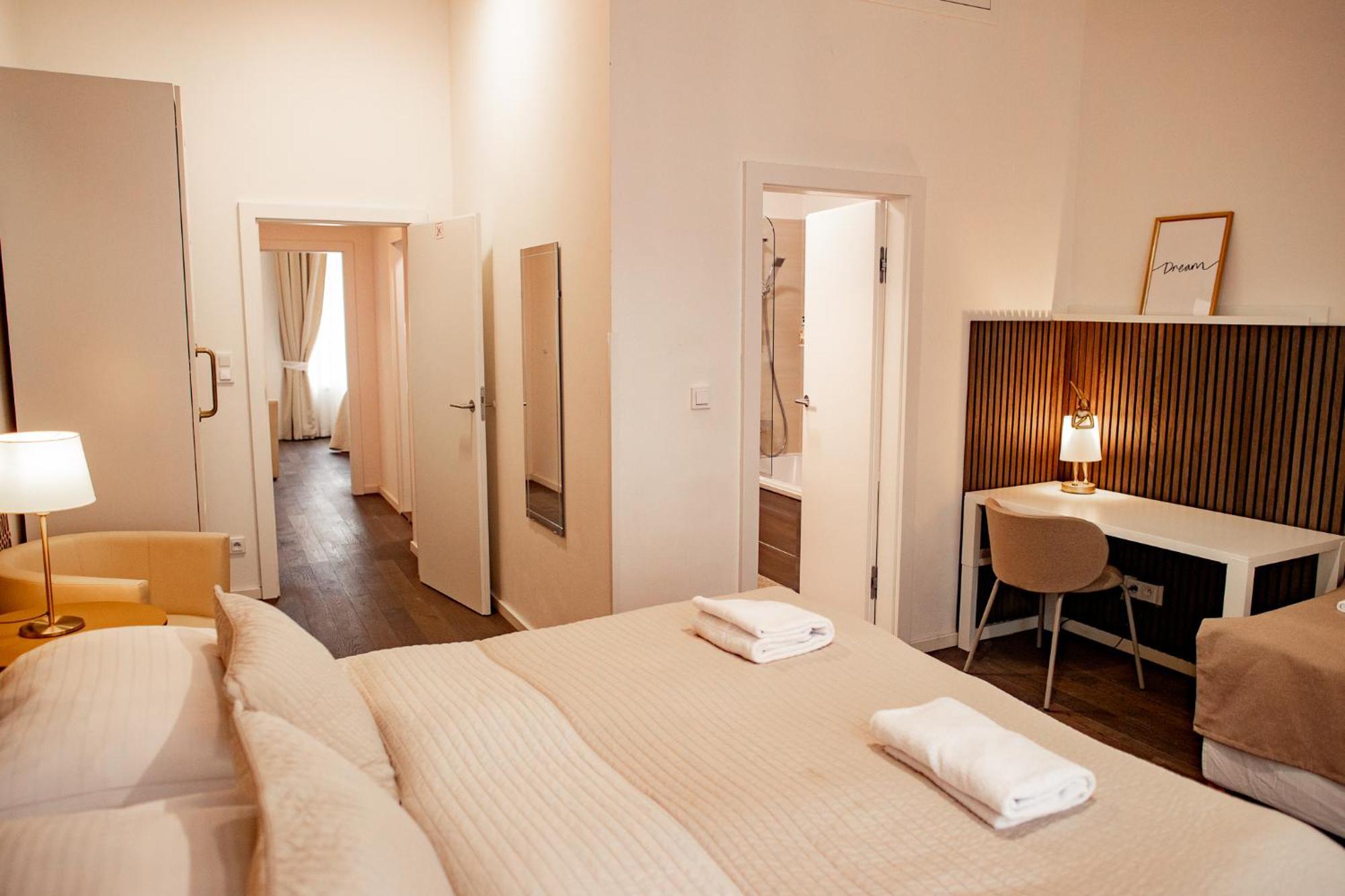 Luxury Modern Designed Oldtown Apartment Prague Ngoại thất bức ảnh